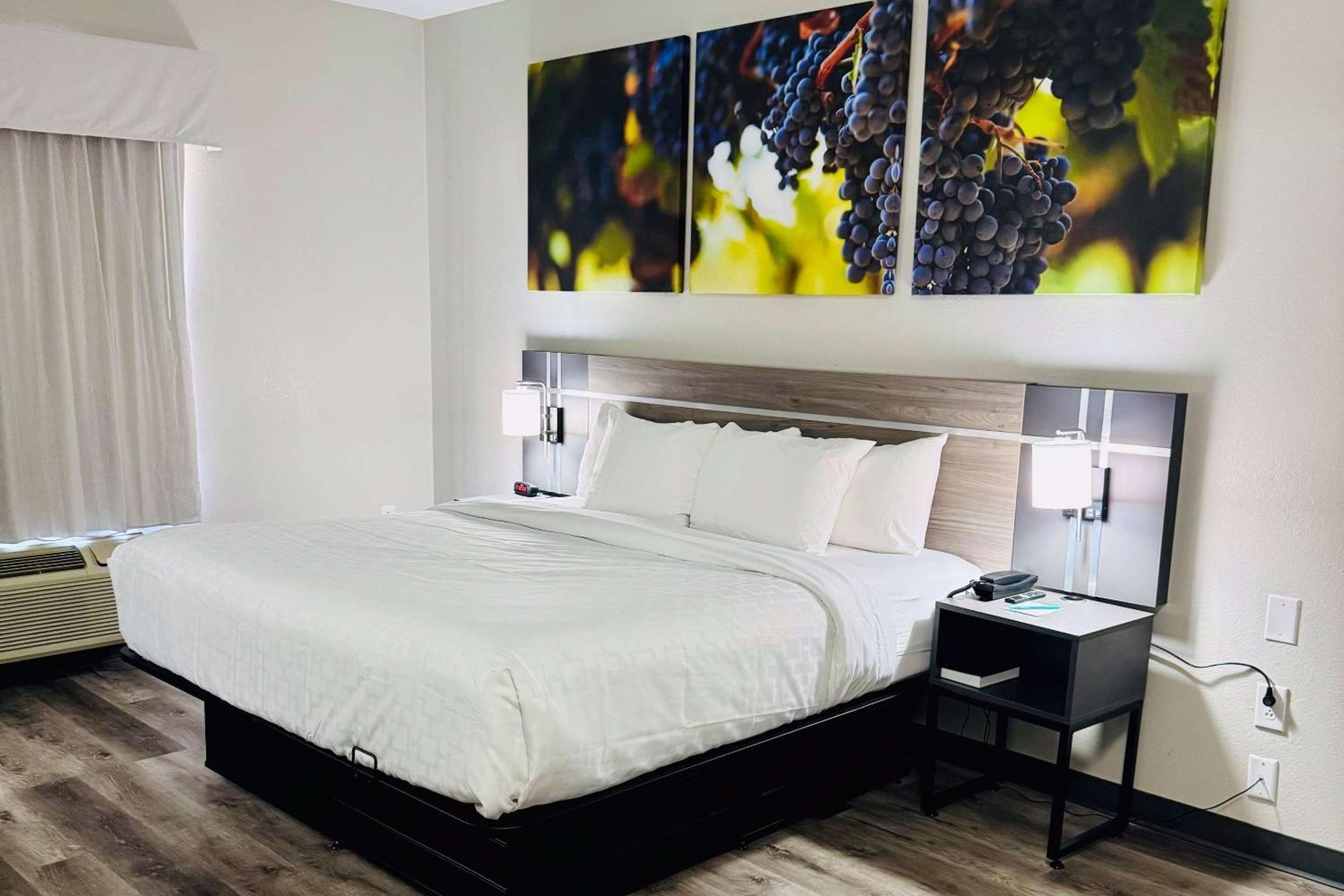 Hotel Clarion Pointe Albemarle Exterior foto