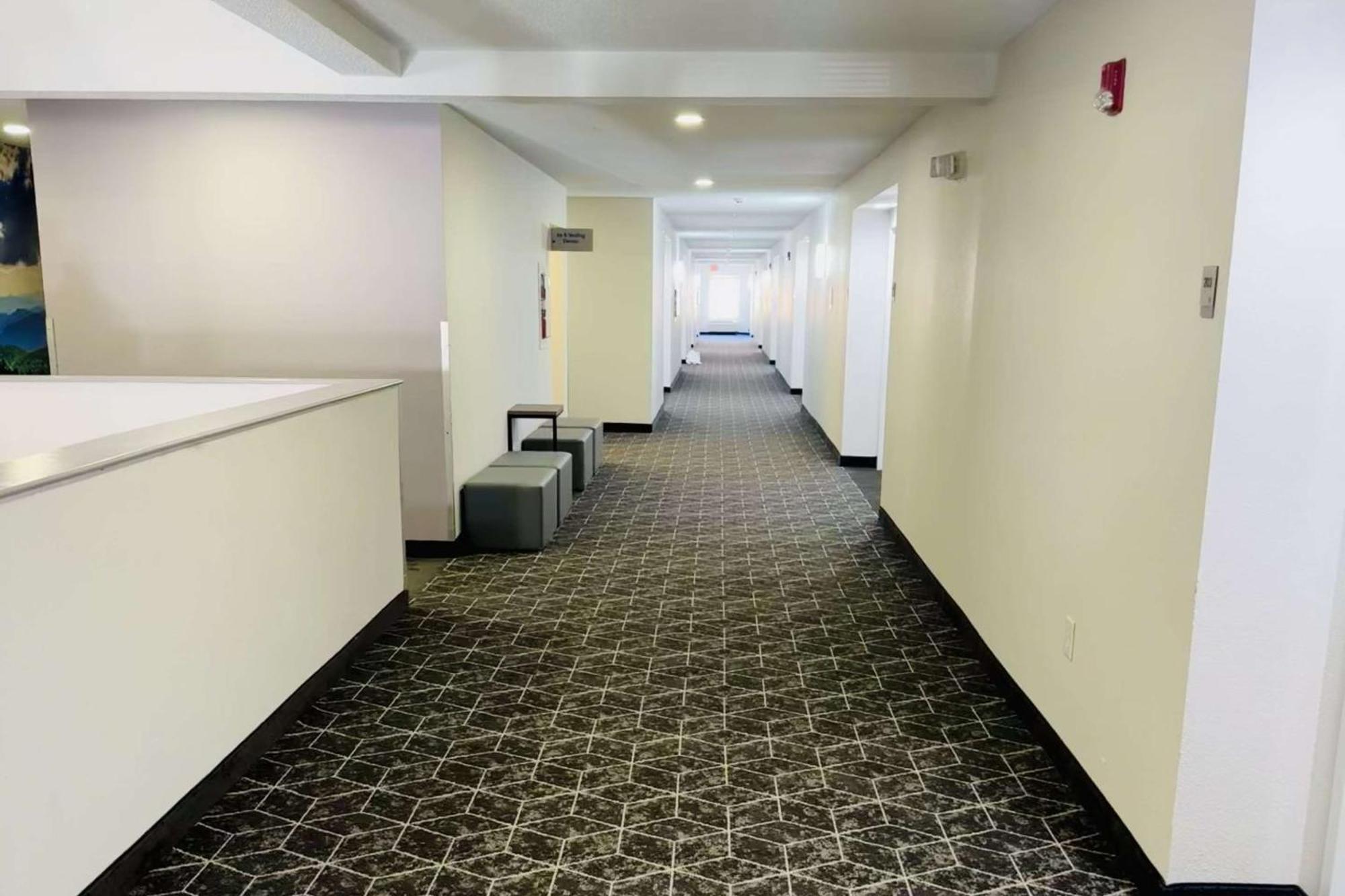Hotel Clarion Pointe Albemarle Exterior foto
